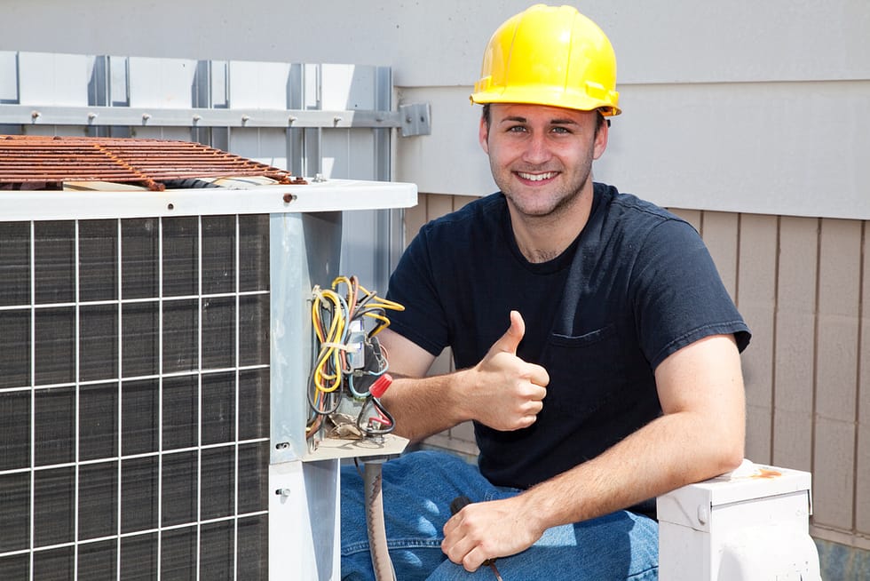 Hsouton air conditioning technician